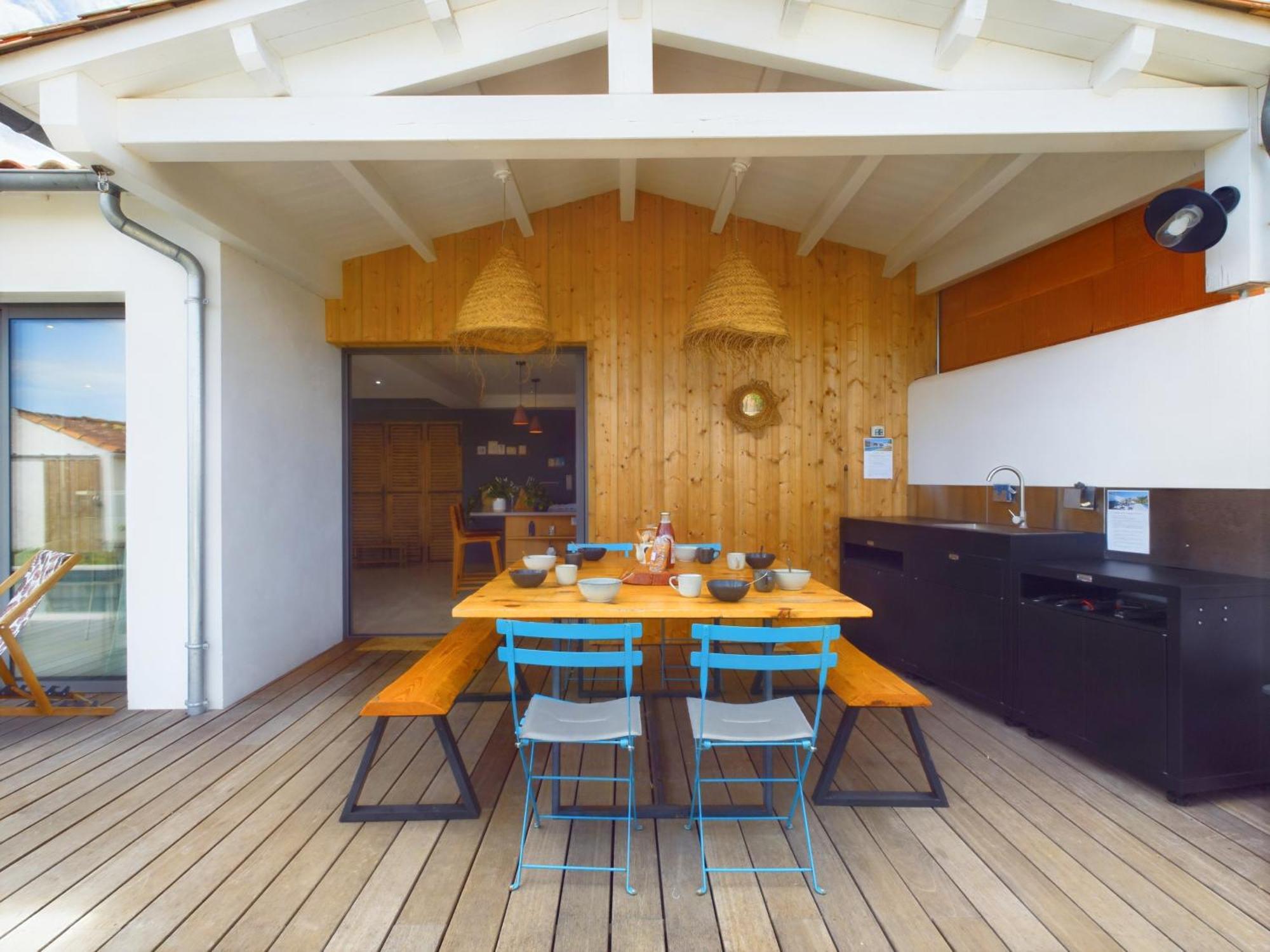 D'architecte Avec Piscine Chauffee Et Jardin Rivedoux-Plage